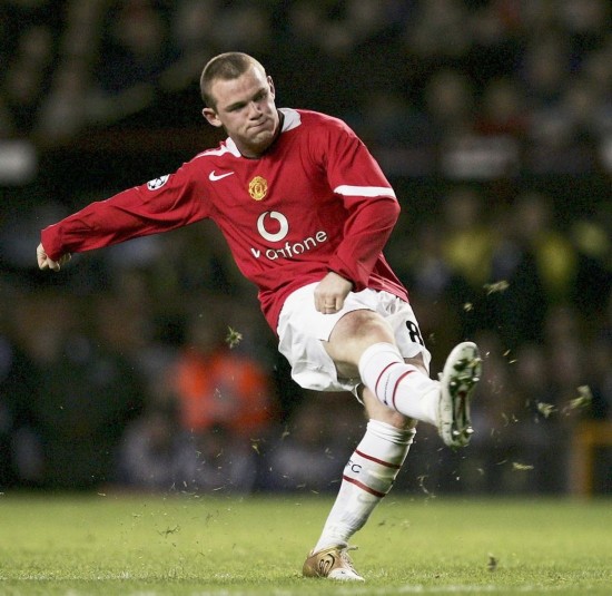 转会市场中 转会市场中