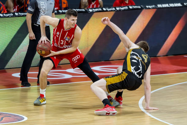 25岁的门 25岁的门